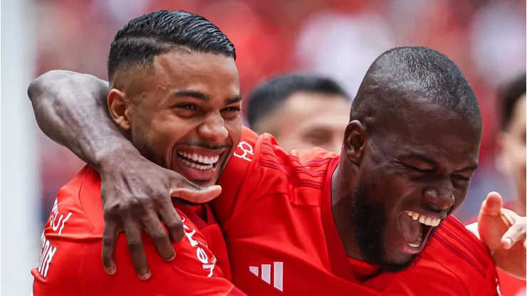 Vasco prepara oferta para contar com Wanderson do Internacional. Foto: Maxi Franzoi/AGIF