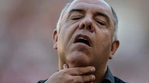 Foto: Thiago Ribeiro/AGIF - Marcos Braz, vice-presidente do Flamengo, em partida pelo Campeonato Brasileiro de 2023
