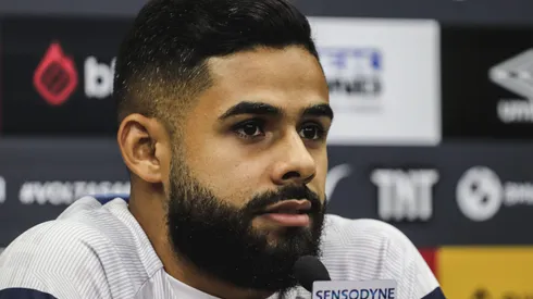 Foto: Reinaldo Campos/AGIF - Felipe Jonatan falou sobre futuro no Santos