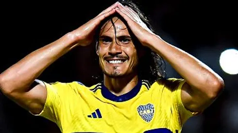 Foto: Marcelo Endelli/Getty Images - Cavani pelo Boca Juniors em partida na Liga Argentina