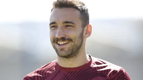 Foto: Ari Ferreira/Red Bull Bragantino - Léo Ortiz pelo Red Bull Bragantino, em treinamento no ano de 2023