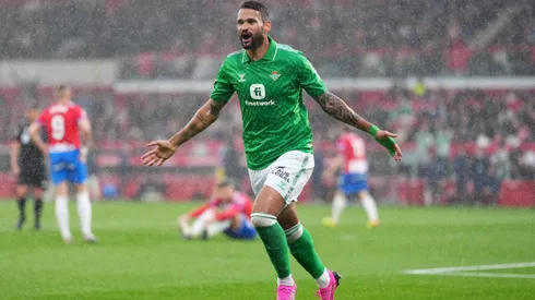 Willian Jose comemorando gol contra o Girona, pelo Campeonato Espanhol Foto de Alex Caparros/Getty Images)