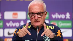 Dorival Jr. em coletiva de imprensa pela Seleção Brasileira - Foto: Lucas Figueiredo/Getty Images