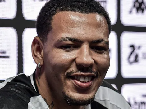 Clayton Silva se destaca em vitória do Vasco na partida amistosa contra o Volta Redonda