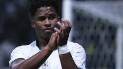 Endrick, jogador do Palmeiras. Endrick tem situação atualizada no Palmeiras para a final contra o Santos.