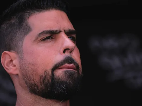 António Oliveira define os reforços que o Corinthians precisa e faz ‘apelo’ para a diretoria