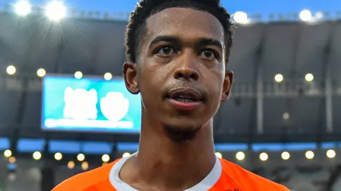 Carlinhos, novo reforço do Flamengo, chega após as finais contra o Nova Iguaçu