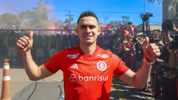Foto: Divulgação/ Internacional - Gabriel e De pena ficam de fora da lista de inscritos, enquanto Borré é inscrito