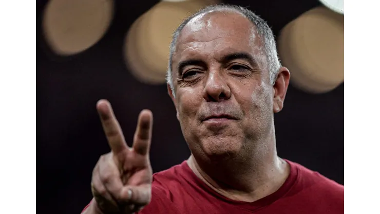 Marcos Braz, vice-presidente do Mengão, agiliza mais uma negociação na Gávea