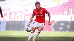 Chileno é desfalque após realizar um pequeno procedimento ocular. Maxi Franzoi/AGIF.