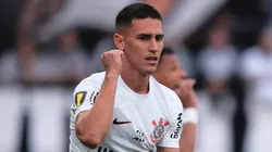 Rojas tem futuro indefinido após decidir sair do Corinthians.
