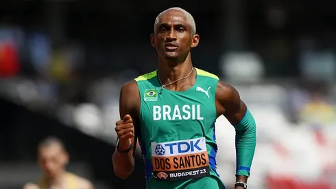 Alison dos Santos começa a sua preparação aos Jogos. Créditos: David Ramos/Getty Images