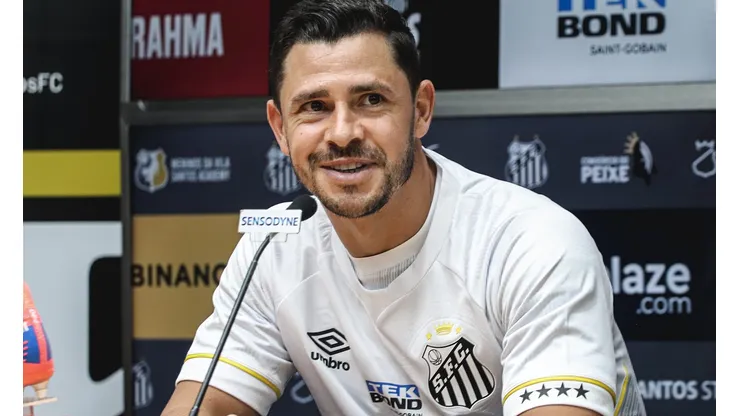 Giuliano em apresentação no Santos