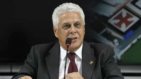 Roberto Dinamite em entrevista coletiva no Vasco da Gama