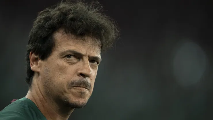 Fernando Diniz, hoje no Fluminense, chegou a receber uma proposta mais vantajosa do Corinthians, informa o Globo Esporte