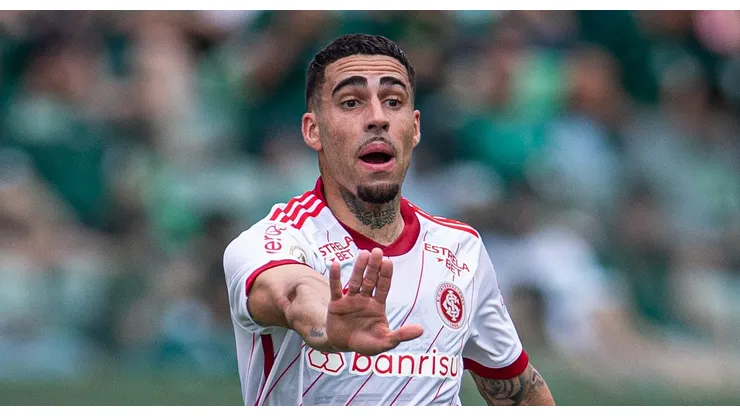 Gabriel, volante do Inter, está fora dos planos do Colorado
