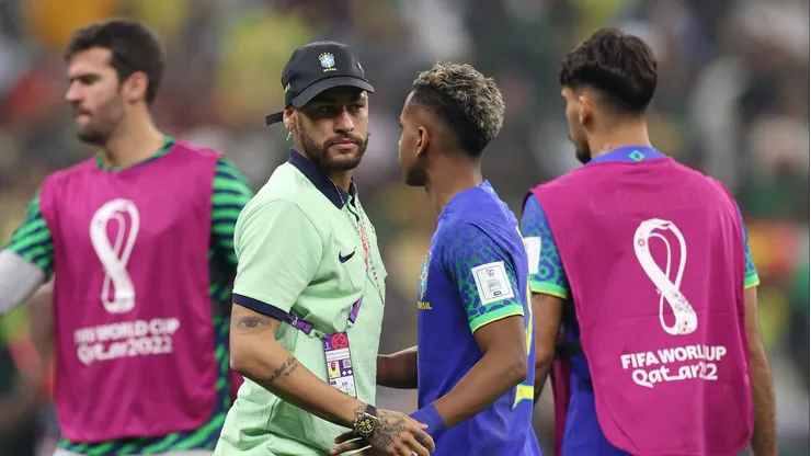 Neymar e Rodrygo usaram as redes sociais para se manifestar sobre a classificação do Santos