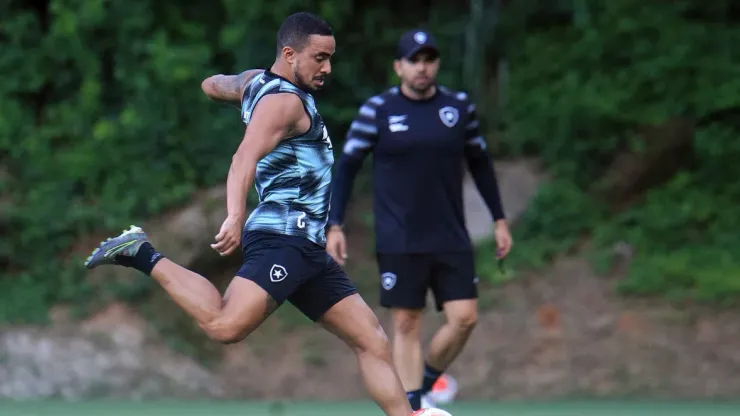 Foto: Vítor Silva/Botafogo - Rafael retorna após oito meses afastado dos gramados