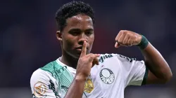 Endrick em ação em uma partida pelo Palmeiras