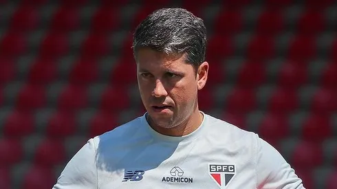 Carpini em treino do São Paulo. O treino deu poucas chances aos jovens de Cotia - Foto: Flickr São Paulo Futebol Clube