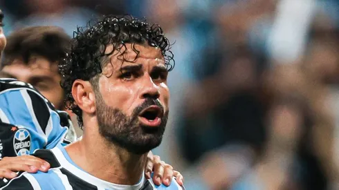 Diego Costa comemora seu gol pelo Campeonato Gaúcho. Atacante tem começo promissor pelo Imortal.