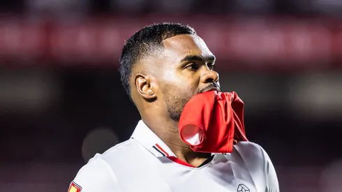 Nikão durante partida do SPFC no estadual, em que ele esteve na reserva. Foto: Abner Dourado/AGIF