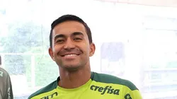 Dudu, durante treinamento em Montevidéu em 2021. Atacante pode voltar aos gramados em breve. Foto: Cesar Greco