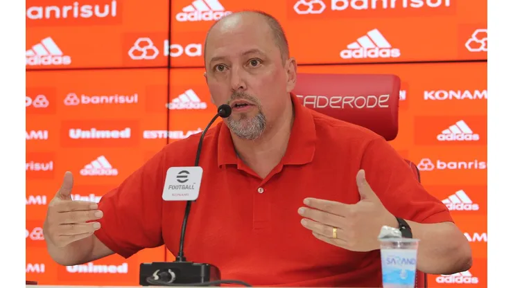 Alessandro Barcellos, presidente do Inter, fez desabafo em coletiva um dia após eliminação - Foto Ricardo Duarte/Internacional