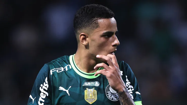 Giovani foi vendido pelo Palmeiras em junho de 2023.