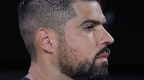 António Oliveira não conta com quarteto que têm contrato com o Corinthians