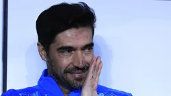 Abel Ferreira, durante jogo contra o São Paulo. Treinador tem preferência por atuar sempre na arena palestrina.