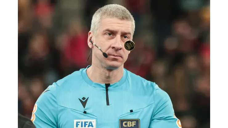 Arbitragem de Daronco no Gre-Nal segue dando o que falar polêmicas