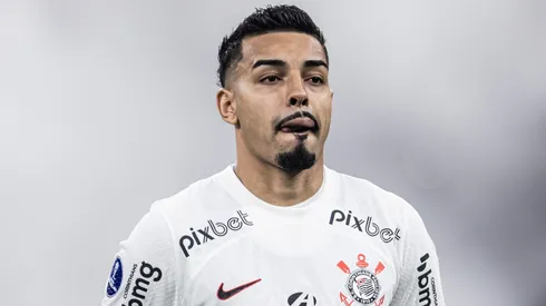 Lateral ainda não jogou pelo Timão na temporada de 2024