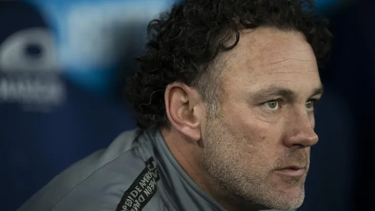 O treinador em tempos que trabalhava no Argentinos Juniors