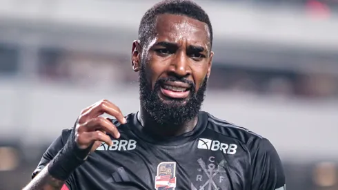 Gerson em partida do Flamengo contra o Sampaio Corrêa/RJ, no Mangueirão, pelo Campeonato Carioca, dia 31/01/2024.