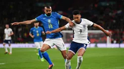 O zagueiro atuando pela Seleção Brasileira. O jogador foi um dos destaques no amistoso