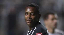 Ex-jogador do Santos, Robinho. Na ocasião ele atuava pelo Atlético Mineiro.