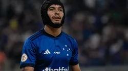 Foto: Fernando Moreno/AGIF - William pode ganhar concorrente no Cruzeiro