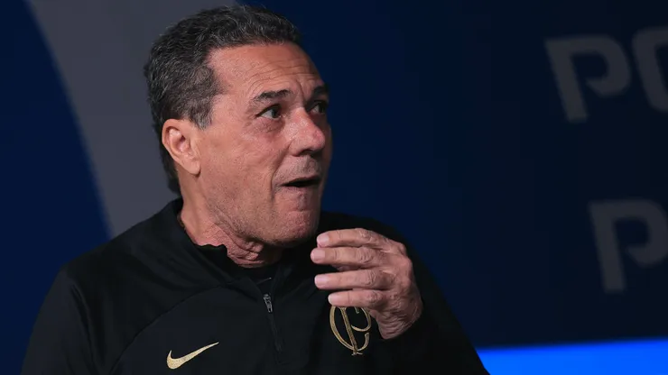 Vanderlei Luxemburgo durante passagem pelo Corinthians. Foto: Ettore Chiereguini/AGIF