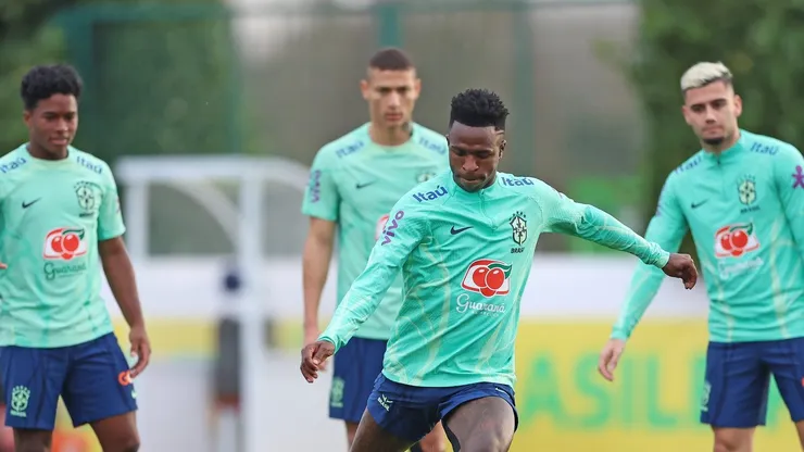 Vinicius Jr e companhia em treino da Seleção. Foto: Rafael Ribeiro/CBF