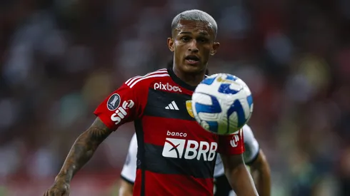 Wesley acabou perdendo a titularidade após chegada e Tite