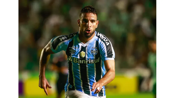Foto: Luiz Erbes/AGIF - Pepê já jogou no futebol português