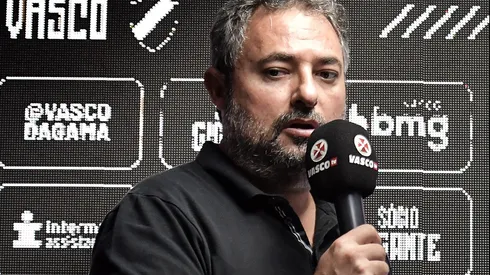 Alexandre Mattos não trabalha mais em São Januário