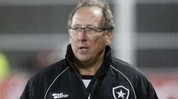 Botafogo de Textor quer titular do São Paulo para a temporada e pressiona clube tricolor