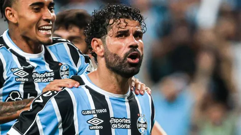 Diego Costa teve influência na decisão tomada pela diretoria do Grêmio - Foto: Maxi Franzoi/AGIF.