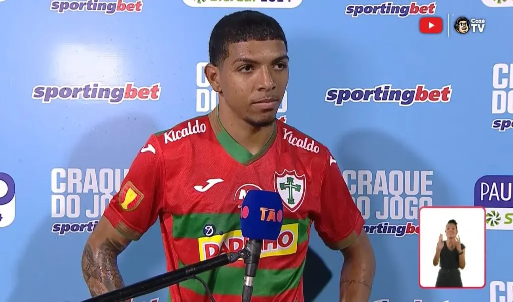 Maceió, atacante da Portuguesa, atuando no Paulistão – Foto: Reprodução / CazéTV