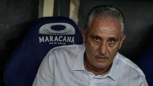 Tite, do Flamengo, acompanha joga da sua equipe diante do Boavista, pelo Carioca 2024 - Foto: Thiago Ribeiro/AGIF