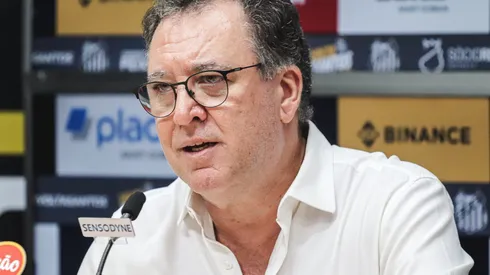 Marcelo Teixeira precisa resolver problemas no Santos antes da Série B. Foto: Reinaldo Campos/AGIF