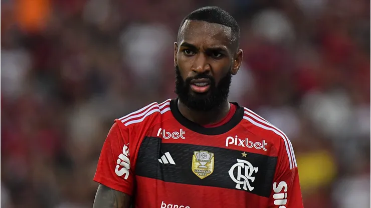 Jorge Jesus pediu a contratação de Gerson ao Al-Hilal e Flamengo busca sua manutenção