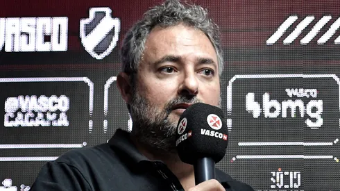O diretor de futebol Alexandre Mattos na apresentação do atacante Clayton, em São Januário, no dia 14/03/2024.